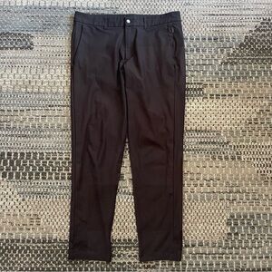 Mens Lululemon Commission Slim Fit Chino Pants in Black, Waist Size 34